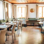 Hotel Angermuehle Landgasthof Altenmarkt an der Alz