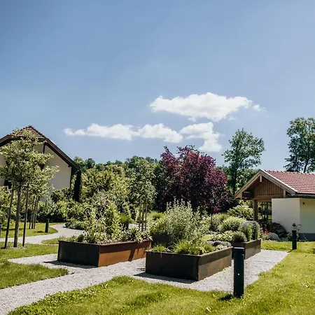 Angermuehle Landgasthof Otel Altenmarkt an der Alz
