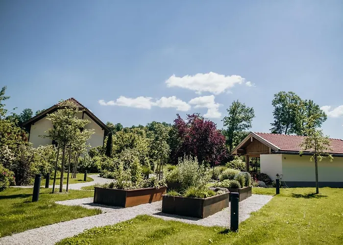Angermuehle Landgasthof Otel Altenmarkt an der Alz