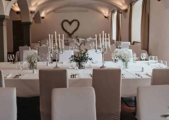Angermuehle Landgasthof Otel Altenmarkt an der Alz