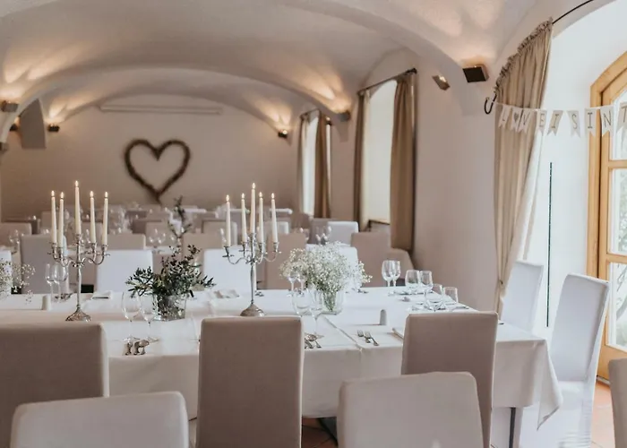 Angermuehle Landgasthof Otel Altenmarkt an der Alz